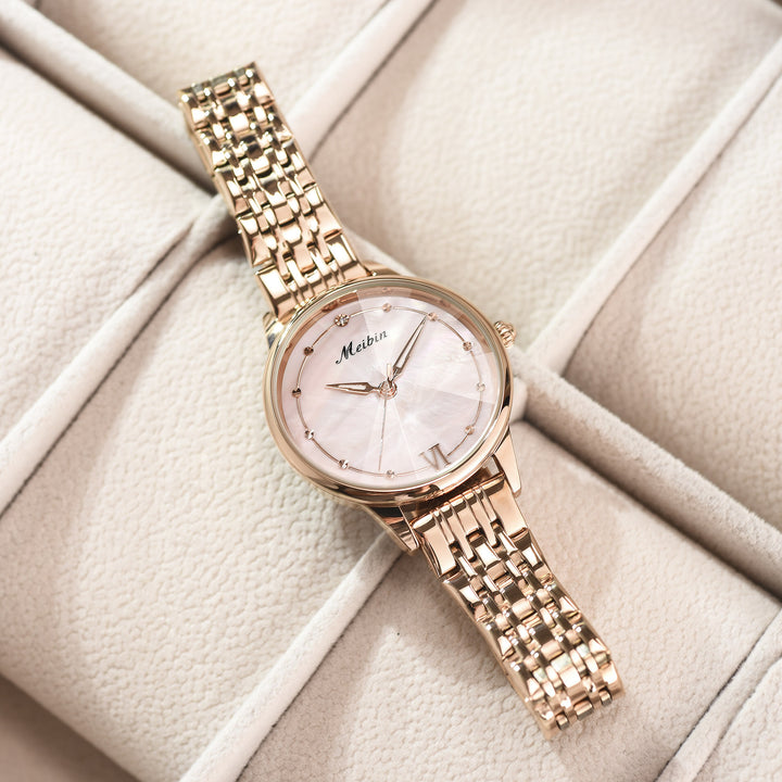 Women Watches Luxury Brand Fashion Casual Ladies Watch Women Quartz Diamond Geneva Lady Bracelet Wrist Watches For Women. close up